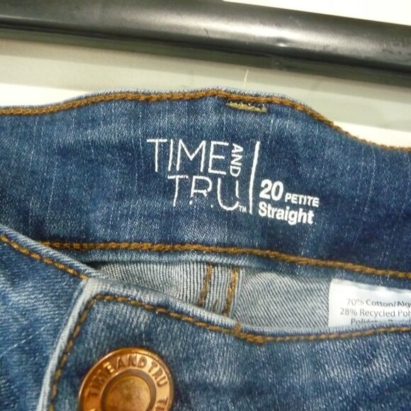 SIZE 20 PETITE STRAIGHT LEG JEANS WITH STRETCH - Picture 4 of 6